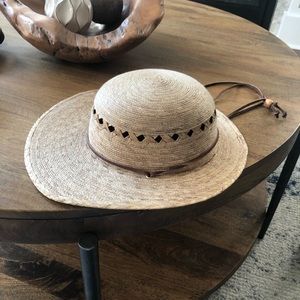 J Tula hat